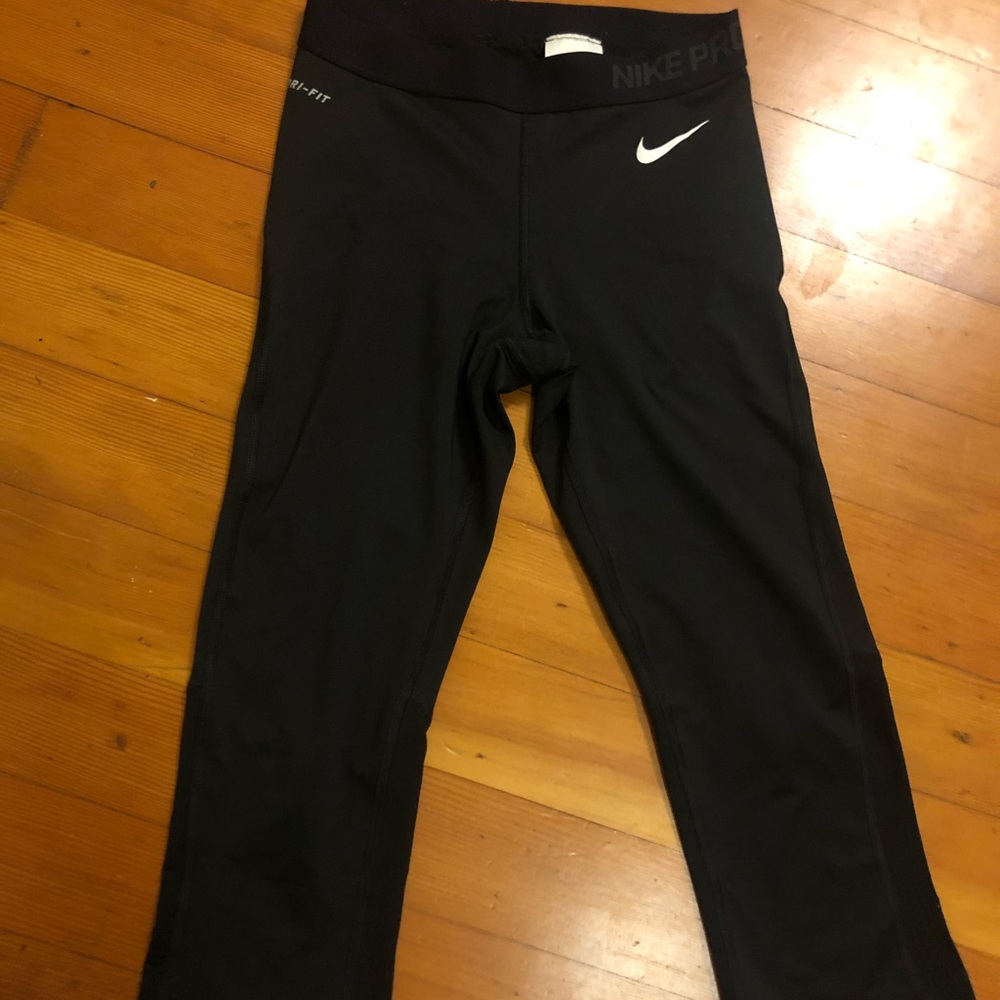 NIKE PRO medium length size M running leggings dry fit